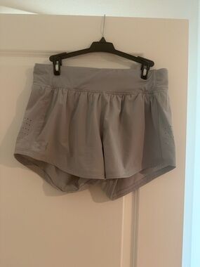 Under Armour Women's Gray Athletic Layered Shorts